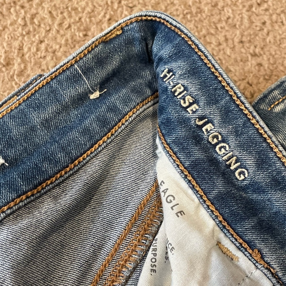 American Eagle High-Rise Jegging